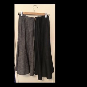 Lot of 2 Larry Levine Stretch Skirts Size 8
